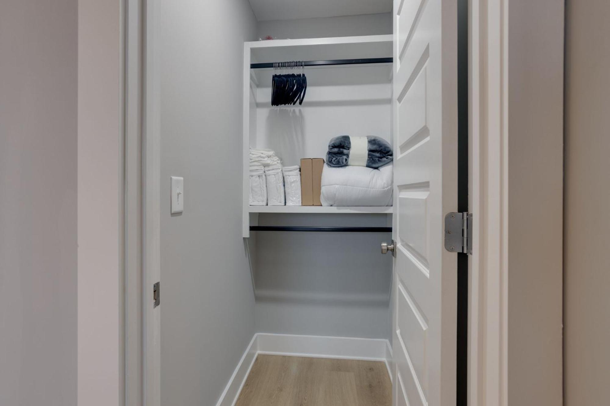 Modern Townhome, 10Min To Downtown! 8Min To Grand Ole Opry! Sleeps 8! Nashville Exteriér fotografie