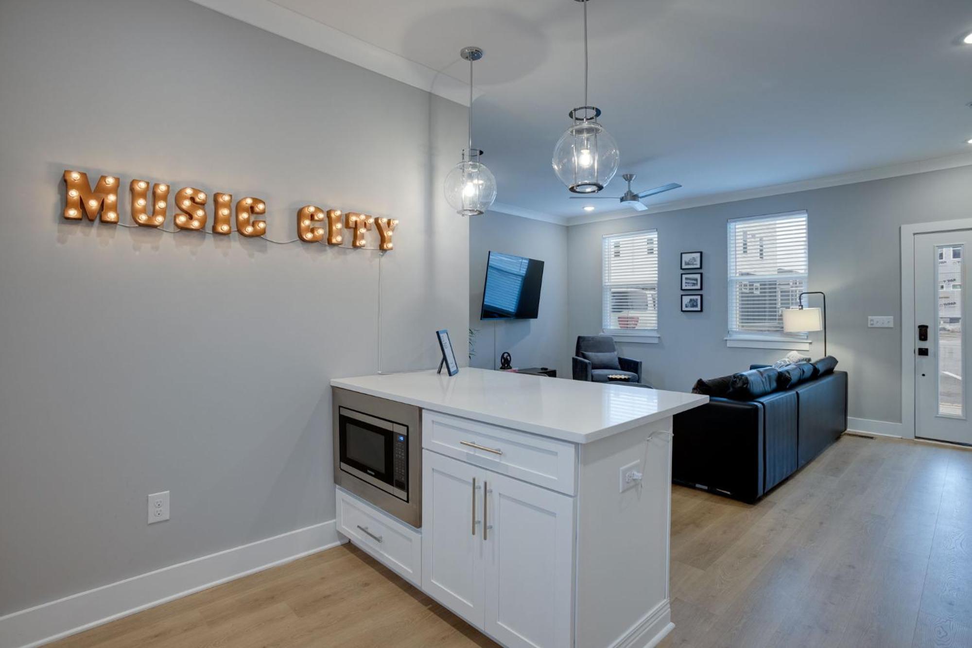 Modern Townhome, 10Min To Downtown! 8Min To Grand Ole Opry! Sleeps 8! Nashville Exteriér fotografie